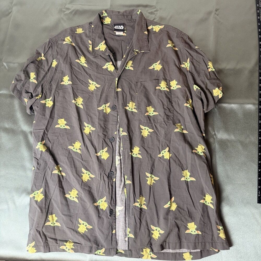 Star Wars The Mandalorian Grogu Button Front Shirt Mens Short Sleeve Up XXL Gray